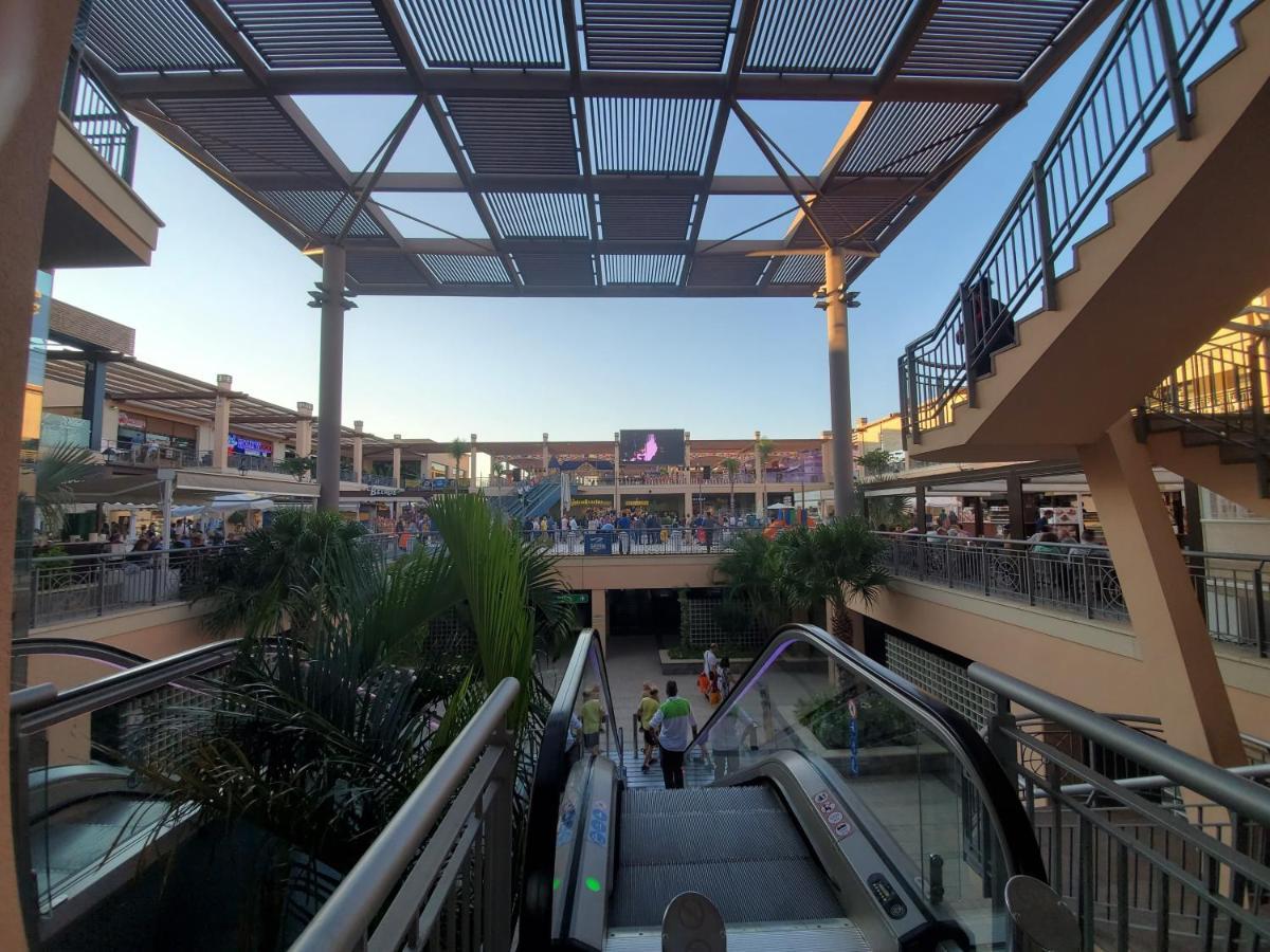 Appartement Proche Plage Avec Piscine En Centre Ville Torrevieja Buitenkant foto